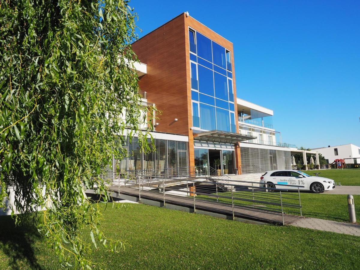 Hotel Ponteo - Activity Park Bratislava Eksteriør billede